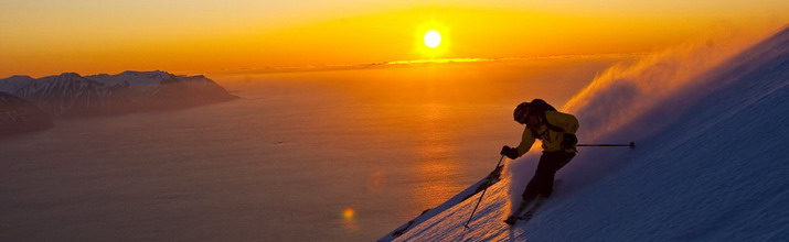 Arctic Heliskiing