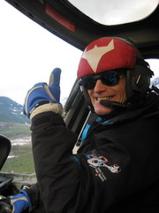 Richard Lapointe - главный пилот хелиски программ компании Bella Coola Heliskiing